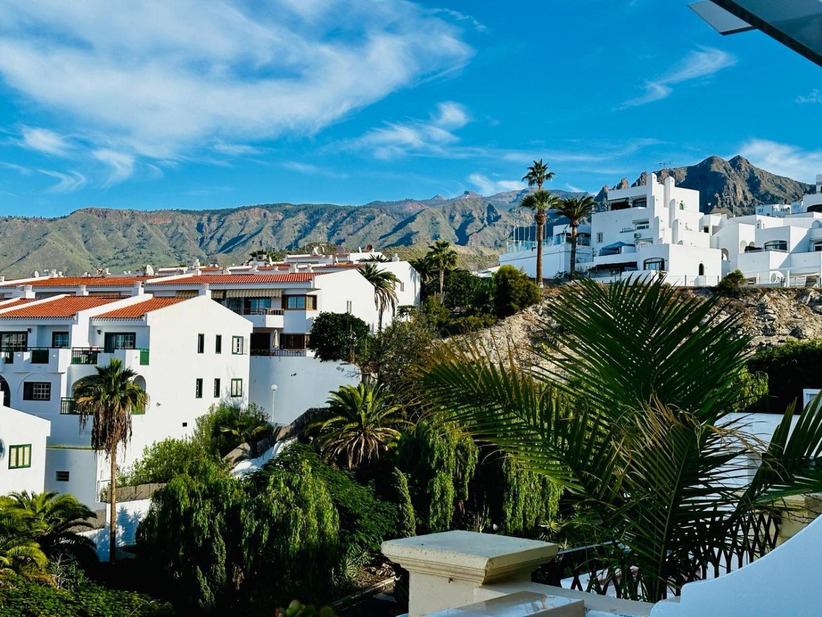- Amazing Ocean And Teide View - Fast Wifi, Air Con * Costa Adeje (Tenerife)